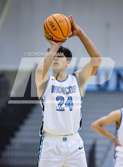 Thumbnail 3 in Arroyo Grande @ Clovis North photogallery.