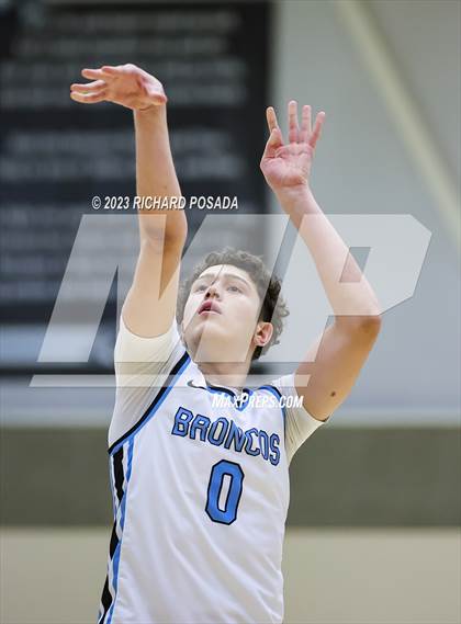 Thumbnail 2 in Arroyo Grande @ Clovis North photogallery.