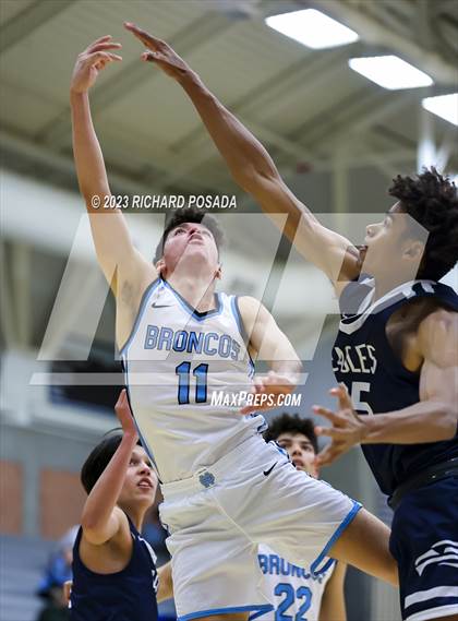 Thumbnail 3 in Arroyo Grande @ Clovis North photogallery.