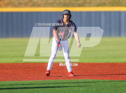 Thumbnail 1 in Oxford vs Lewisburg photogallery.