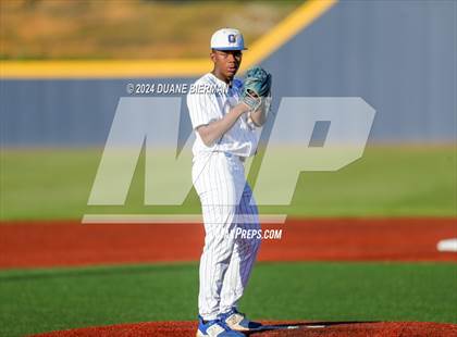 Thumbnail 3 in Oxford vs Lewisburg photogallery.