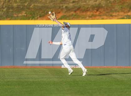 Thumbnail 2 in Oxford vs Lewisburg photogallery.