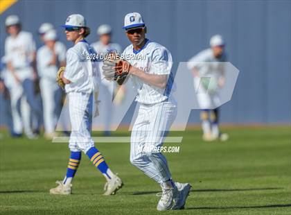 Thumbnail 2 in Oxford vs Lewisburg photogallery.
