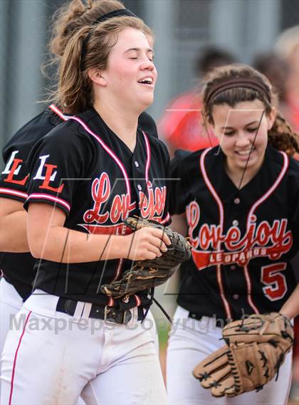 Thumbnail 3 in Mansfield Legacy vs Lovejoy (UIL 4A Regional Final) photogallery.
