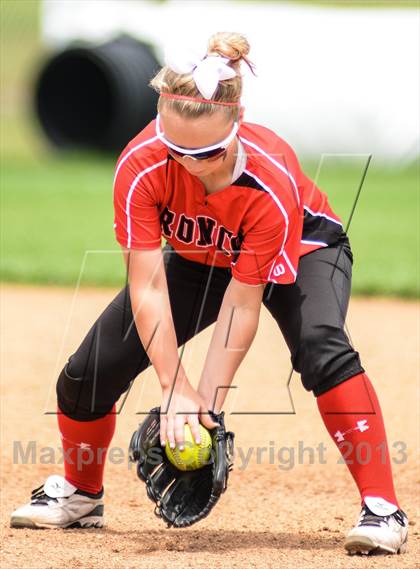 Thumbnail 3 in Mansfield Legacy vs Lovejoy (UIL 4A Regional Final) photogallery.