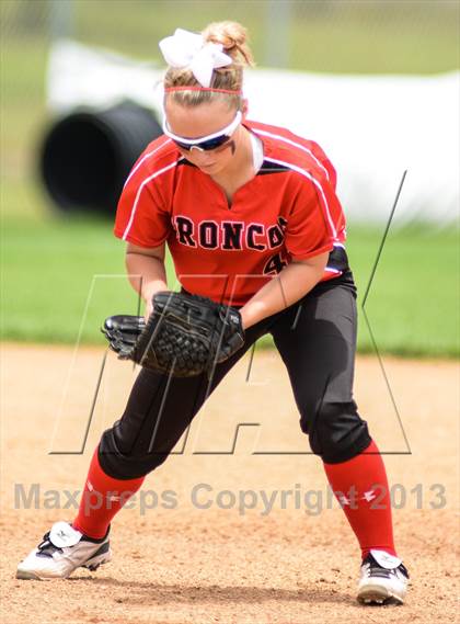 Thumbnail 2 in Mansfield Legacy vs Lovejoy (UIL 4A Regional Final) photogallery.