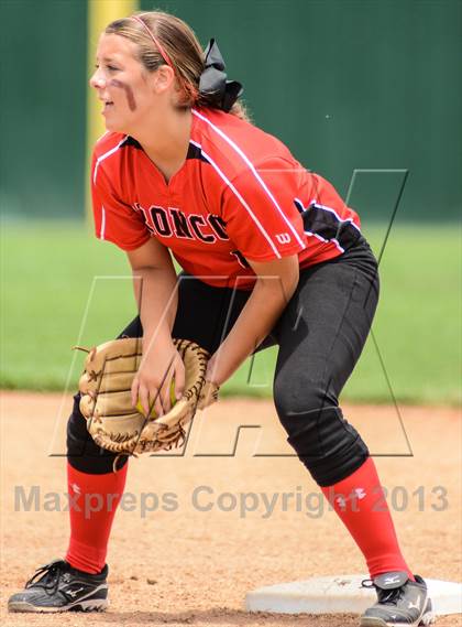 Thumbnail 2 in Mansfield Legacy vs Lovejoy (UIL 4A Regional Final) photogallery.