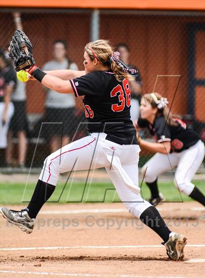 Thumbnail 2 in Mansfield Legacy vs Lovejoy (UIL 4A Regional Final) photogallery.