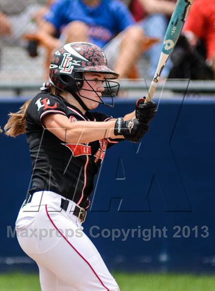 Thumbnail 3 in Mansfield Legacy vs Lovejoy (UIL 4A Regional Final) photogallery.