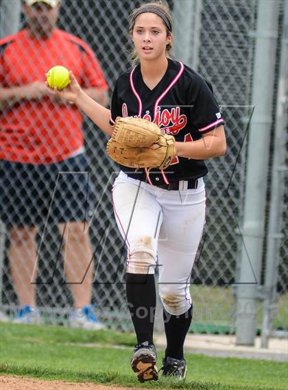 Thumbnail 3 in Mansfield Legacy vs Lovejoy (UIL 4A Regional Final) photogallery.
