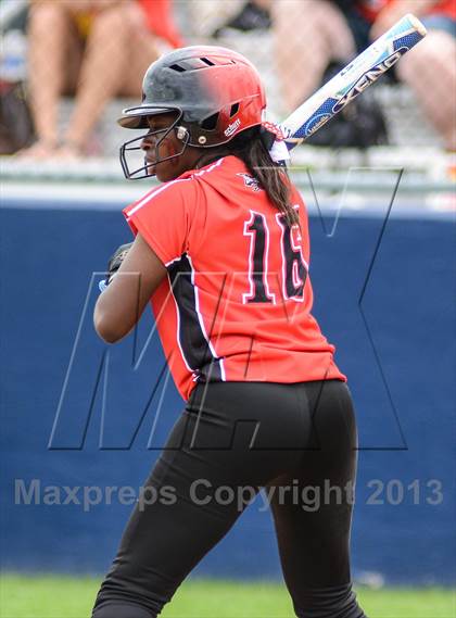 Thumbnail 3 in Mansfield Legacy vs Lovejoy (UIL 4A Regional Final) photogallery.