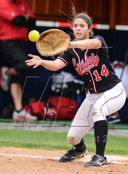 Thumbnail 1 in Mansfield Legacy vs Lovejoy (UIL 4A Regional Final) photogallery.
