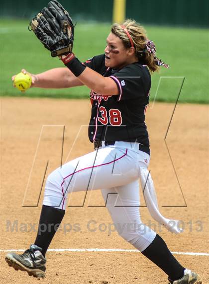 Thumbnail 3 in Mansfield Legacy vs Lovejoy (UIL 4A Regional Final) photogallery.