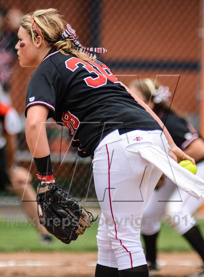 Thumbnail 1 in Mansfield Legacy vs Lovejoy (UIL 4A Regional Final) photogallery.