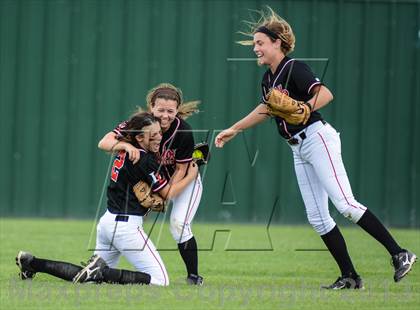 Thumbnail 1 in Mansfield Legacy vs Lovejoy (UIL 4A Regional Final) photogallery.
