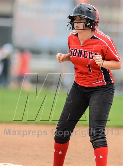 Thumbnail 3 in Mansfield Legacy vs Lovejoy (UIL 4A Regional Final) photogallery.