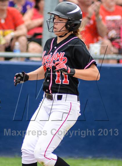 Thumbnail 3 in Mansfield Legacy vs Lovejoy (UIL 4A Regional Final) photogallery.