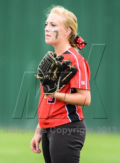 Thumbnail 2 in Mansfield Legacy vs Lovejoy (UIL 4A Regional Final) photogallery.