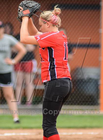 Thumbnail 2 in Mansfield Legacy vs Lovejoy (UIL 4A Regional Final) photogallery.