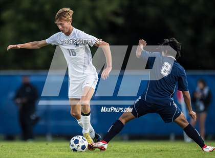 Thumbnail 3 in Grand Ledge v East Lansing photogallery.