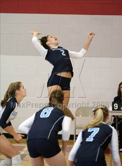 Thumbnail 3 in Kingwood vs Clements (Nike Volleyball Classic) photogallery.