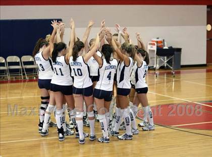 Thumbnail 3 in Kingwood vs Clements (Nike Volleyball Classic) photogallery.