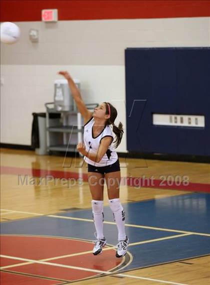 Thumbnail 3 in Kingwood vs Clements (Nike Volleyball Classic) photogallery.