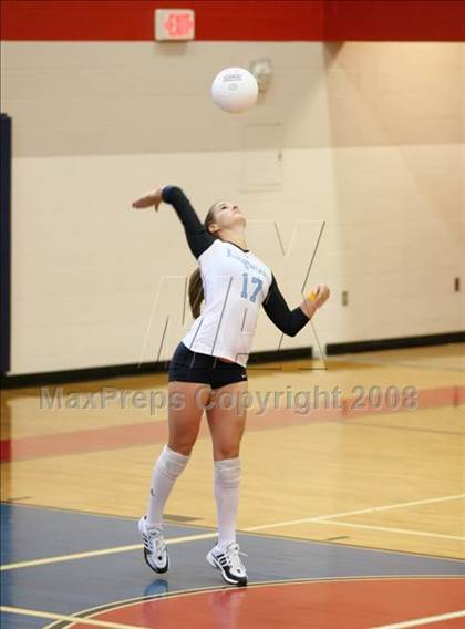 Thumbnail 3 in Kingwood vs Clements (Nike Volleyball Classic) photogallery.