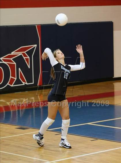 Thumbnail 3 in Kingwood vs Clements (Nike Volleyball Classic) photogallery.