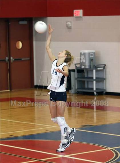 Thumbnail 1 in Kingwood vs Clements (Nike Volleyball Classic) photogallery.