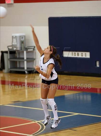 Thumbnail 2 in Kingwood vs Clements (Nike Volleyball Classic) photogallery.
