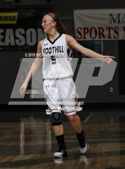 Thumbnail 1 in Foothill vs. Arcata photogallery.