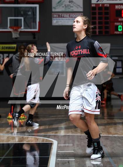 Thumbnail 1 in Foothill vs. Arcata photogallery.