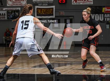 Thumbnail 1 in Foothill vs. Arcata photogallery.
