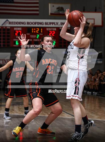 Thumbnail 2 in Foothill vs. Arcata photogallery.