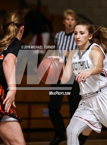 Thumbnail 1 in Foothill vs. Arcata photogallery.