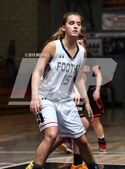 Thumbnail 3 in Foothill vs. Arcata photogallery.