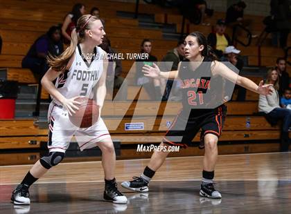 Thumbnail 1 in Foothill vs. Arcata photogallery.