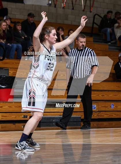 Thumbnail 1 in Foothill vs. Arcata photogallery.