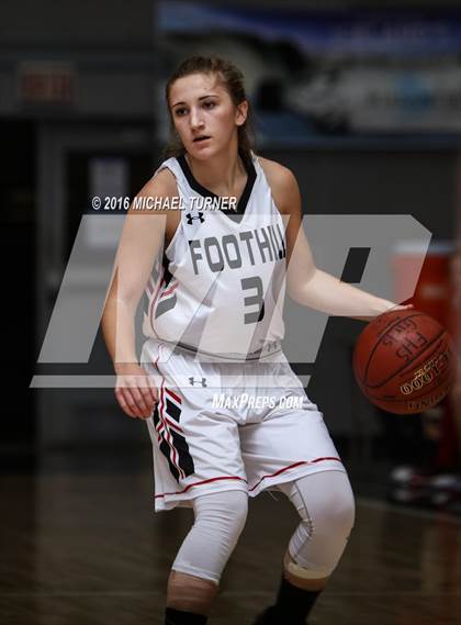 Thumbnail 2 in Foothill vs. Arcata photogallery.