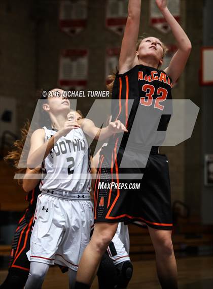 Thumbnail 2 in Foothill vs. Arcata photogallery.