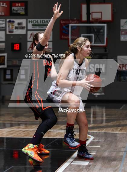 Thumbnail 3 in Foothill vs. Arcata photogallery.