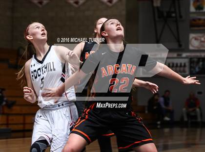 Thumbnail 2 in Foothill vs. Arcata photogallery.