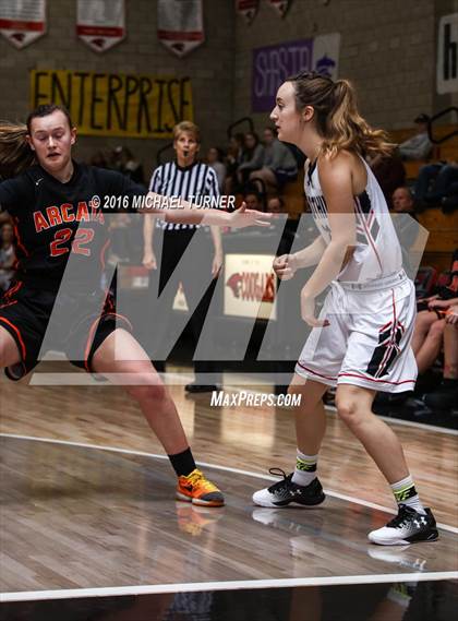 Thumbnail 1 in Foothill vs. Arcata photogallery.