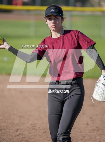 Thumbnail 3 in Bravo vs Sotomayer (MLK Tournament) photogallery.