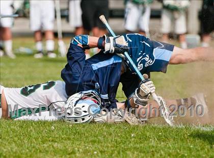Thumbnail 3 in Franklin vs. Marshfield (MIAA Division 1 East 1st Round) photogallery.