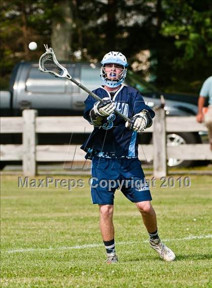 Thumbnail 1 in Franklin vs. Marshfield (MIAA Division 1 East 1st Round) photogallery.