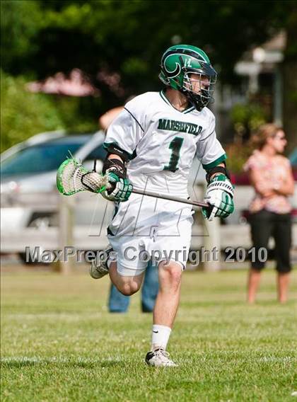 Thumbnail 1 in Franklin vs. Marshfield (MIAA Division 1 East 1st Round) photogallery.