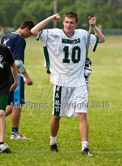 Thumbnail 1 in Franklin vs. Marshfield (MIAA Division 1 East 1st Round) photogallery.