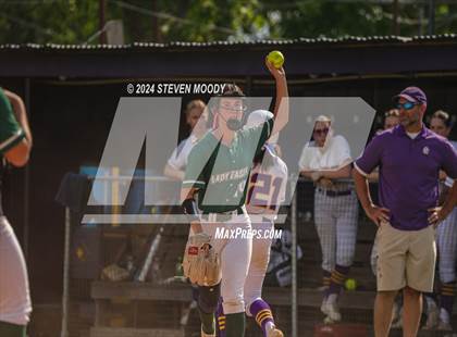Thumbnail 3 in Opelousas Catholic vs. Ouachita Christian (LHSAA Division IV Quarterfinal) photogallery.